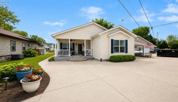 4804 Johnson Avenue, Port Clinton, 43452, 3 Bedrooms Bedrooms, ,2 BathroomsBathrooms,Residential,For Sale,Johnson,20263289