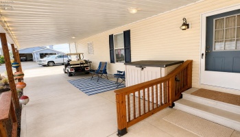 4804 Johnson Avenue, Port Clinton, 43452, 3 Bedrooms Bedrooms, ,2 BathroomsBathrooms,Residential,For Sale,Johnson,20263289 4804 Johnson Avenue, Port Clinton, 43452, 3 Bedrooms Bedrooms, ,2 BathroomsBathrooms,Residential,For Sale,Johnson,20263289