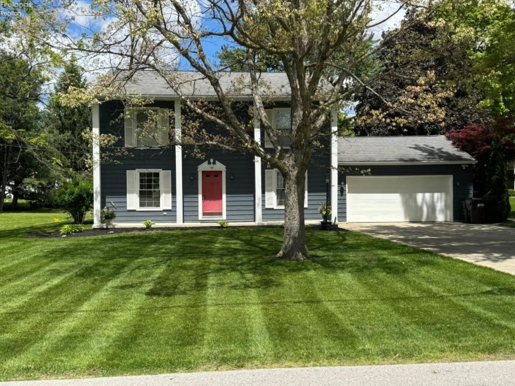 25 Cherry Avenue, Tiffin, 44883, 3 Bedrooms Bedrooms, ,2 BathroomsBathrooms,Residential,For Sale,Cherry,20263265