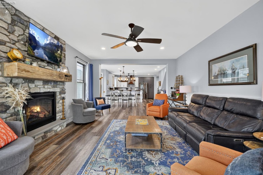 5415 Walls Channel Drive, Port Clinton, 43452, 5 Bedrooms Bedrooms, ,6 BathroomsBathrooms,Residential,For Sale,Walls Channel,20263292