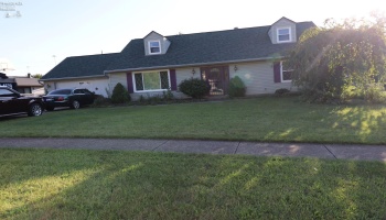 115 Meadowfield Ct, Elyria, 44035, 4 Bedrooms Bedrooms, ,2 BathroomsBathrooms,Residential,For Sale,Meadowfield Ct,20263235