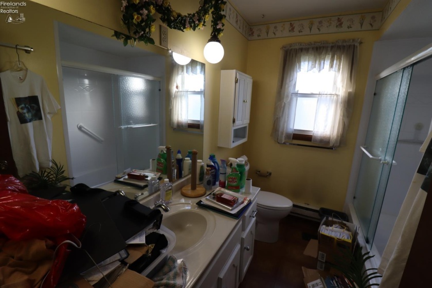 115 Meadowfield Ct, Elyria, 44035, 4 Bedrooms Bedrooms, ,2 BathroomsBathrooms,Residential,For Sale,Meadowfield Ct,20263235