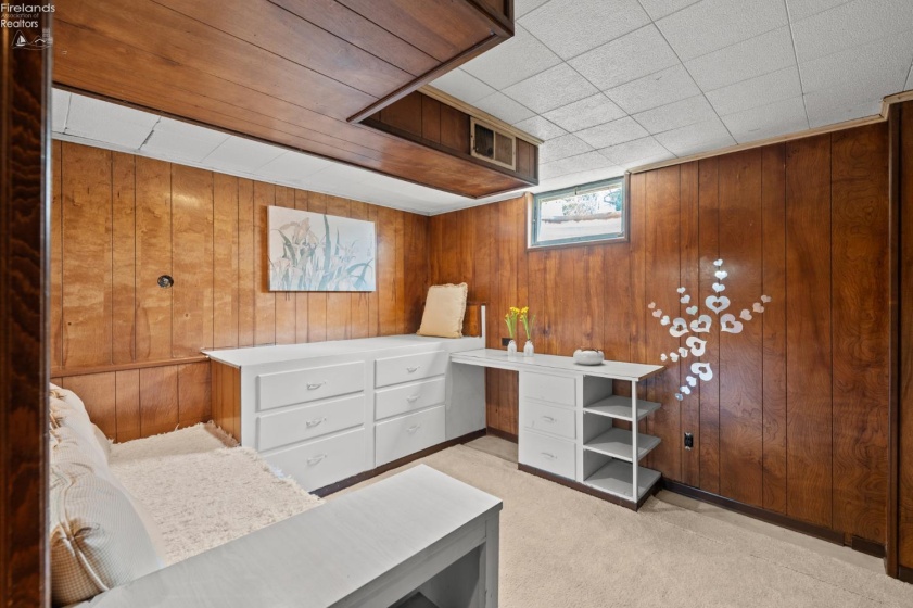 2220 Stahlwood Drive, Sandusky, 44870, 4 Bedrooms Bedrooms, ,1 BathroomBathrooms,Residential,For Sale,Stahlwood,20263290