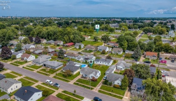 2220 Stahlwood Drive, Sandusky, 44870, 4 Bedrooms Bedrooms, ,1 BathroomBathrooms,Residential,For Sale,Stahlwood,20263290 2220 Stahlwood Drive, Sandusky, 44870, 4 Bedrooms Bedrooms, ,1 BathroomBathrooms,Residential,For Sale,Stahlwood,20263290