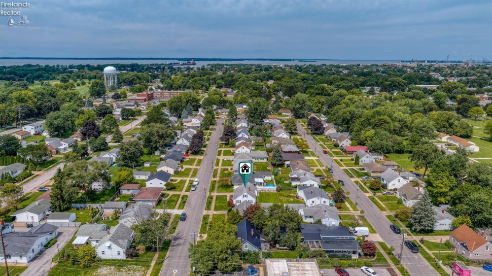2220 Stahlwood Drive, Sandusky, 44870, 4 Bedrooms Bedrooms, ,1 BathroomBathrooms,Residential,For Sale,Stahlwood,20263290