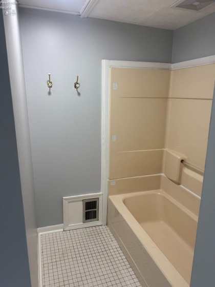 615 Spangler Street, Willard, 44890, 3 Bedrooms Bedrooms, ,2 BathroomsBathrooms,Residential,For Sale,Spangler,20263255