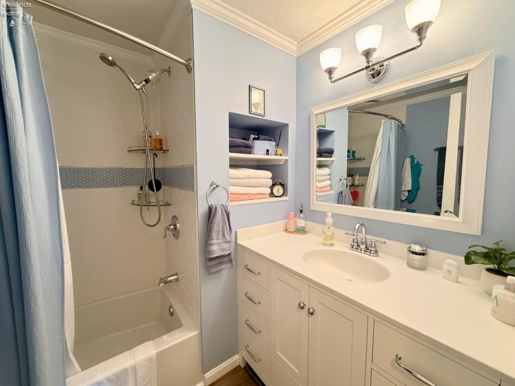 714 Strowbridge Drive, Huron, 44839, 3 Bedrooms Bedrooms, ,2 BathroomsBathrooms,Residential,For Sale,Strowbridge,20263296