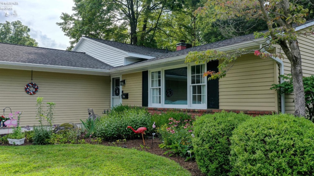 714 Strowbridge Drive, Huron, 44839, 3 Bedrooms Bedrooms, ,2 BathroomsBathrooms,Residential,For Sale,Strowbridge,20263296