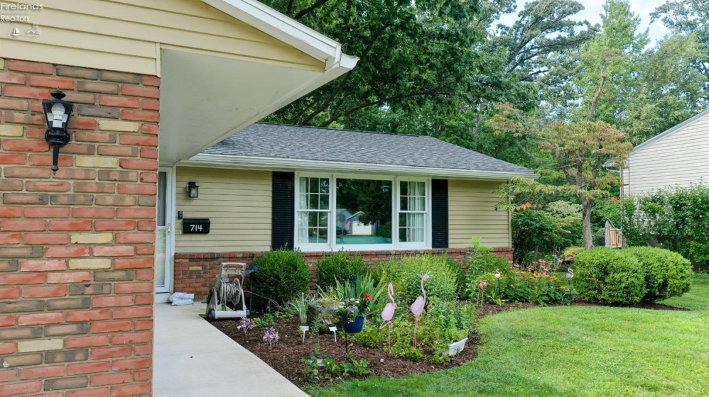 714 Strowbridge Drive, Huron, 44839, 3 Bedrooms Bedrooms, ,2 BathroomsBathrooms,Residential,For Sale,Strowbridge,20263296
