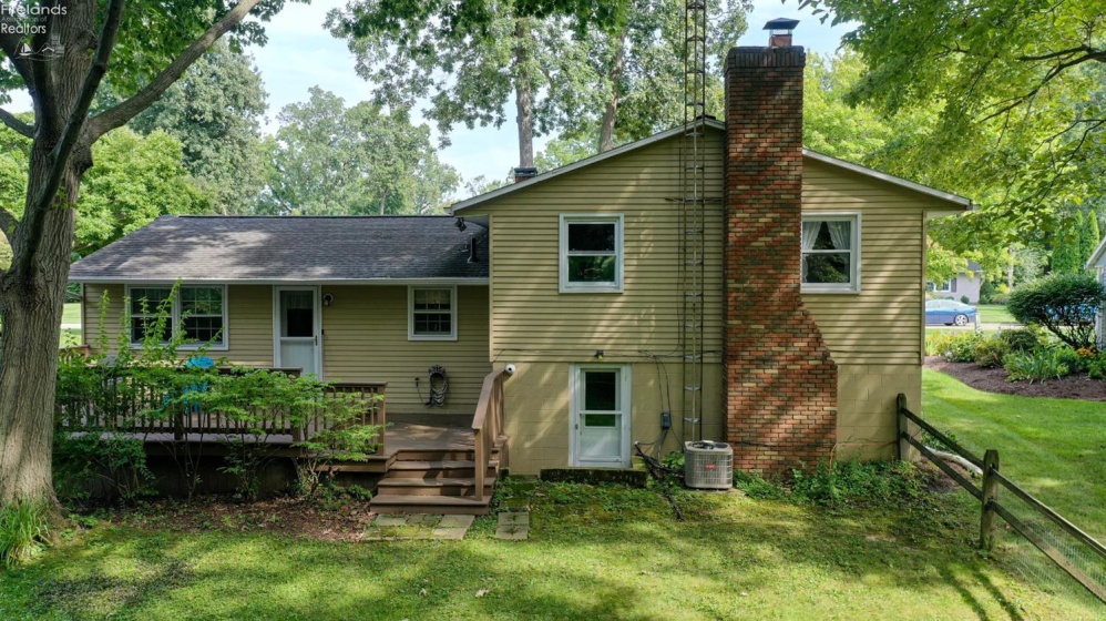 714 Strowbridge Drive, Huron, 44839, 3 Bedrooms Bedrooms, ,2 BathroomsBathrooms,Residential,For Sale,Strowbridge,20263296