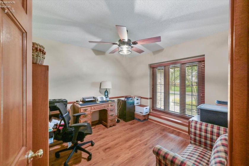 5123 Summer Dr, Sylvania, 43560, 4 Bedrooms Bedrooms, ,3 BathroomsBathrooms,Residential,For Sale,Summer Dr,20263209
