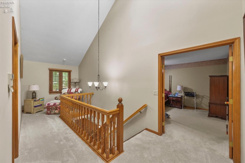 5123 Summer Dr, Sylvania, 43560, 4 Bedrooms Bedrooms, ,3 BathroomsBathrooms,Residential,For Sale,Summer Dr,20263209