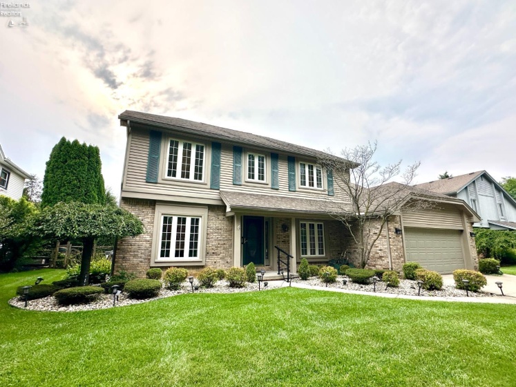 5123 Summer Dr, Sylvania, 43560, 4 Bedrooms Bedrooms, ,3 BathroomsBathrooms,Residential,For Sale,Summer Dr,20263209