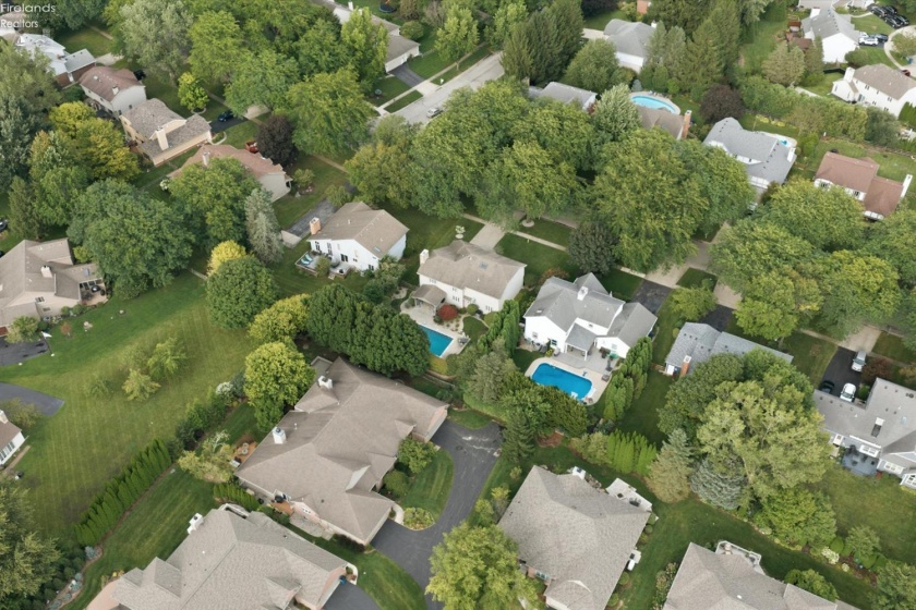 5123 Summer Dr, Sylvania, 43560, 4 Bedrooms Bedrooms, ,3 BathroomsBathrooms,Residential,For Sale,Summer Dr,20263209
