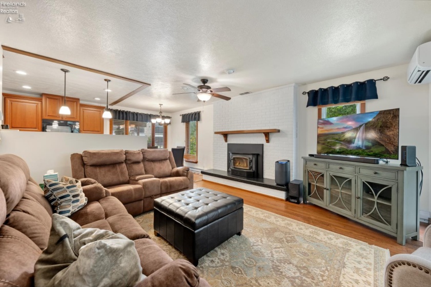 48 Concord Avenue, Put-In-Bay, 43456, 3 Bedroom Bedrooms, ,2 BathroomBathrooms,Residential,For Sale,Concord,20263262