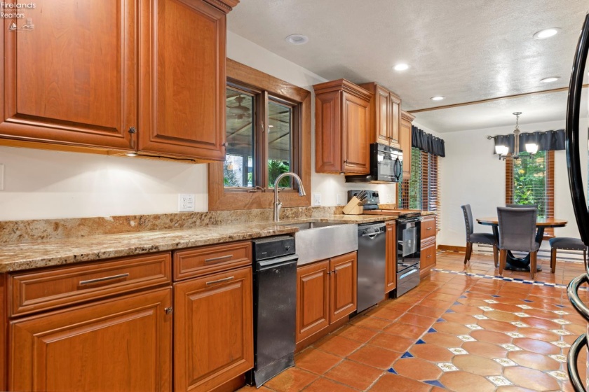 48 Concord Avenue, Put-In-Bay, 43456, 3 Bedroom Bedrooms, ,2 BathroomBathrooms,Residential,For Sale,Concord,20263262