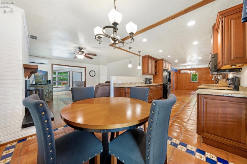 48 Concord Avenue, Put-In-Bay, 43456, 3 Bedroom Bedrooms, ,2 BathroomBathrooms,Residential,For Sale,Concord,20263262