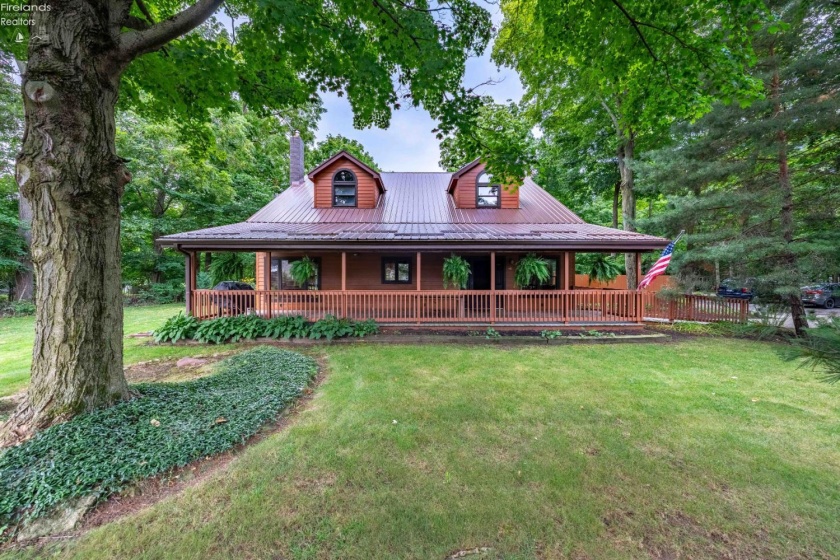 48 Concord Avenue, Put-In-Bay, 43456, 3 Bedroom Bedrooms, ,2 BathroomBathrooms,Residential,For Sale,Concord,20263262