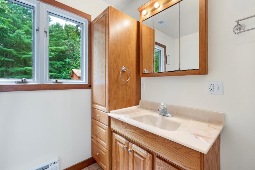 48 Concord Avenue, Put-In-Bay, 43456, 3 Bedroom Bedrooms, ,2 BathroomBathrooms,Residential,For Sale,Concord,20263262
