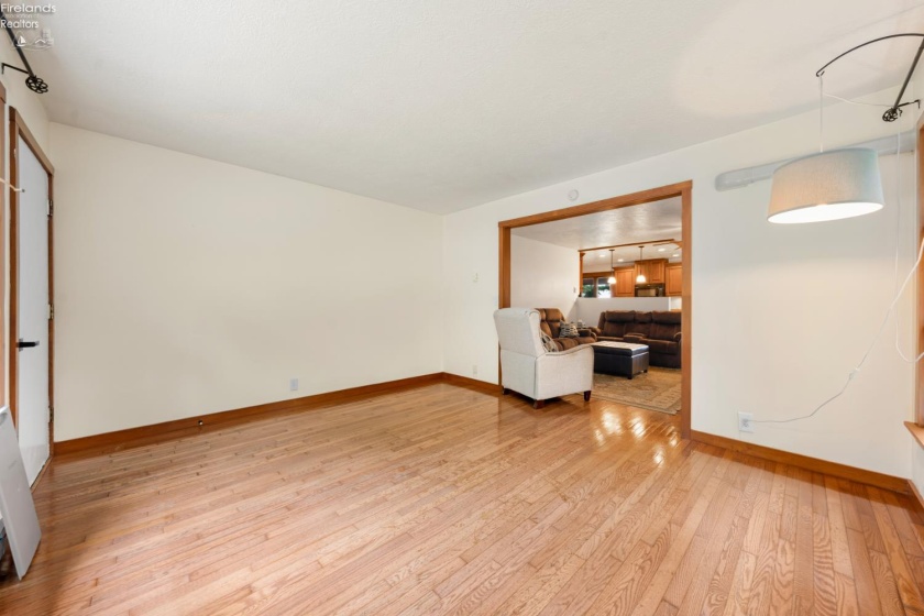 48 Concord Avenue, Put-In-Bay, 43456, 3 Bedroom Bedrooms, ,2 BathroomBathrooms,Residential,For Sale,Concord,20263262