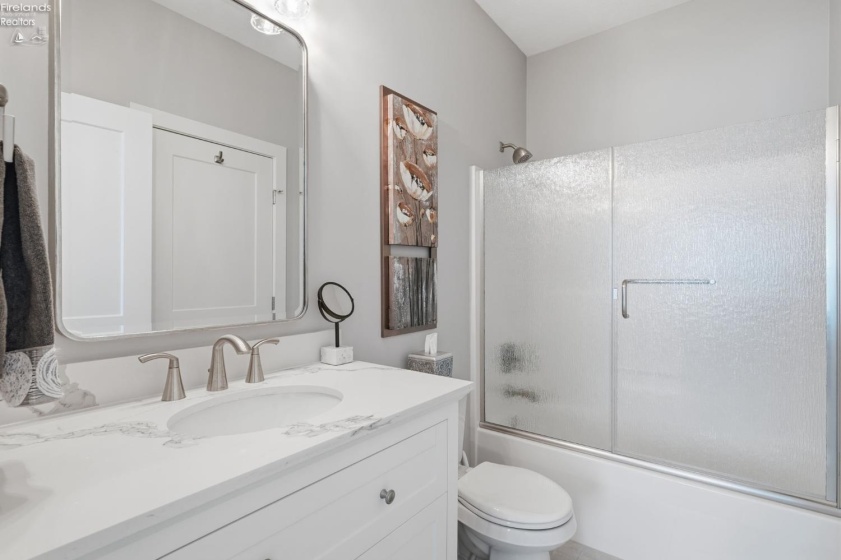 4775 Tradewinds Drive, Port Clinton, 43452, 3 Bedrooms Bedrooms, ,3 BathroomsBathrooms,Residential,For Sale,Tradewinds,20263272