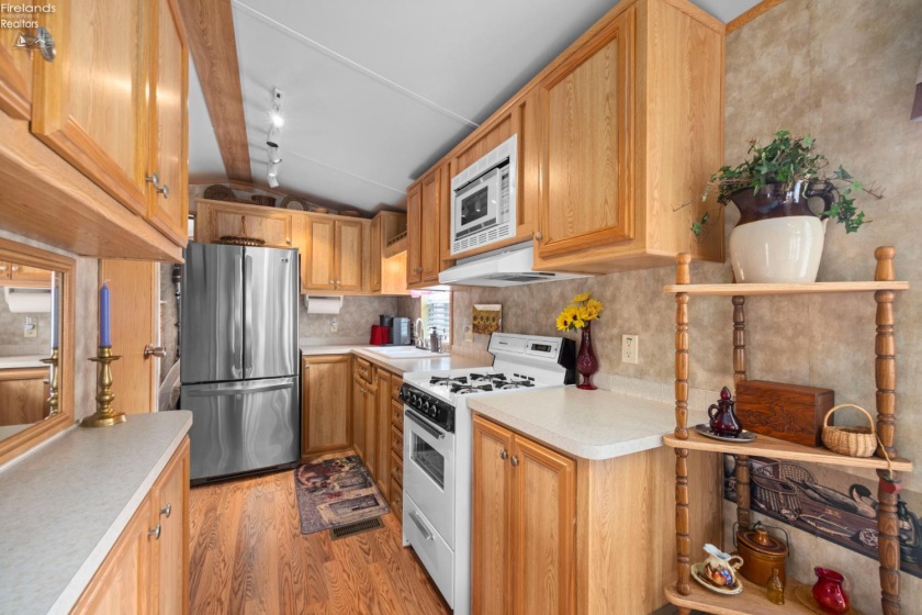 1920 Bayshore Road, Marblehead, 43440, 1 Bedroom Bedrooms, ,1 BathroomBathrooms,Residential,For Sale,Bayshore,20263297