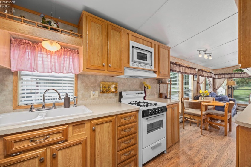 1920 Bayshore Road, Marblehead, 43440, 1 Bedroom Bedrooms, ,1 BathroomBathrooms,Residential,For Sale,Bayshore,20263297