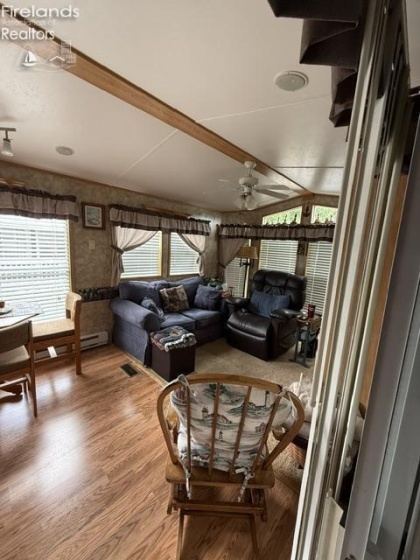 1920 Bayshore Road, Marblehead, 43440, 1 Bedroom Bedrooms, ,1 BathroomBathrooms,Residential,For Sale,Bayshore,20263297