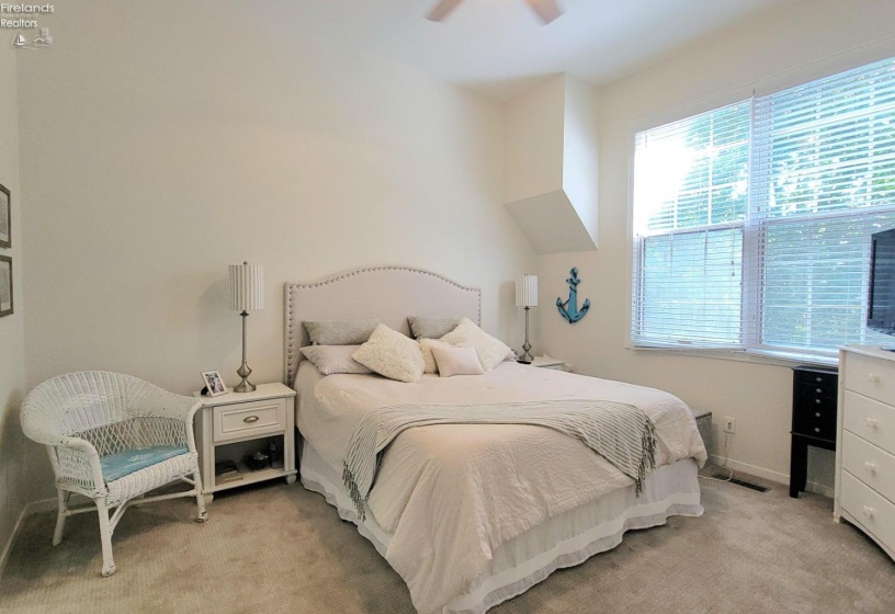 4390 Marin Woods, Port Clinton, 43452, 2 Bedrooms Bedrooms, ,4 BathroomsBathrooms,Residential,For Sale,Marin Woods,20263305