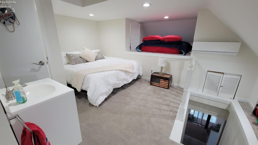 4390 Marin Woods, Port Clinton, 43452, 2 Bedrooms Bedrooms, ,4 BathroomsBathrooms,Residential,For Sale,Marin Woods,20263305