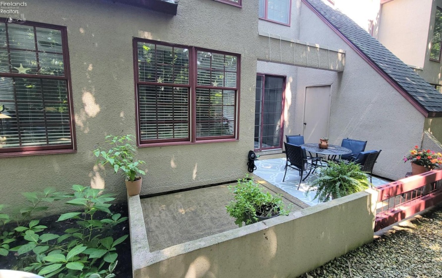 4390 Marin Woods, Port Clinton, 43452, 2 Bedrooms Bedrooms, ,4 BathroomsBathrooms,Residential,For Sale,Marin Woods,20263305