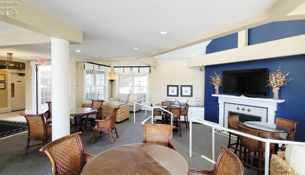 4390 Marin Woods, Port Clinton, 43452, 2 Bedrooms Bedrooms, ,4 BathroomsBathrooms,Residential,For Sale,Marin Woods,20263305