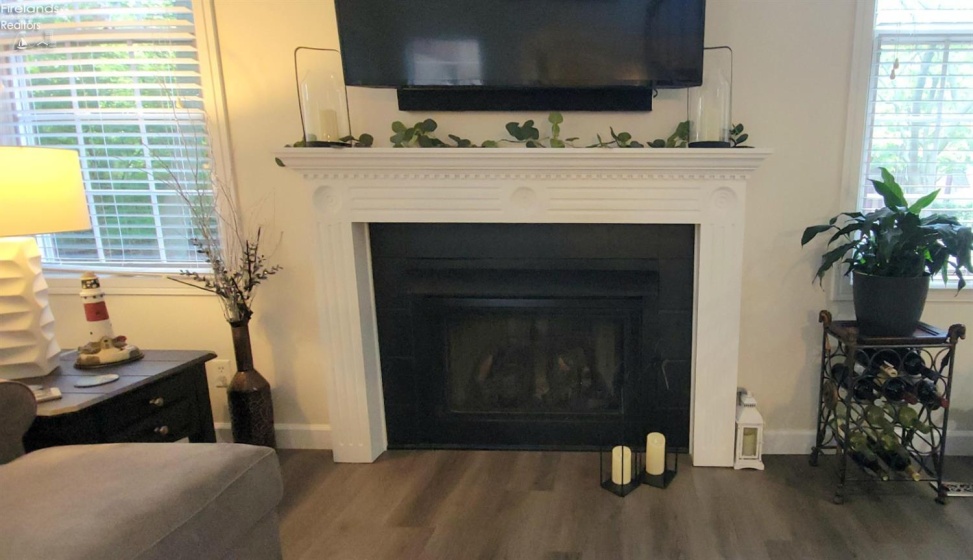4390 Marin Woods, Port Clinton, 43452, 2 Bedrooms Bedrooms, ,4 BathroomsBathrooms,Residential,For Sale,Marin Woods,20263305