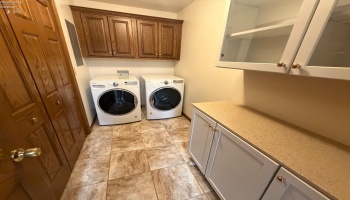 19 Ridgewood Drive, Norwalk, 44857, 2 Bedrooms Bedrooms, ,2 BathroomsBathrooms,Residential,For Sale,Ridgewood,20263311