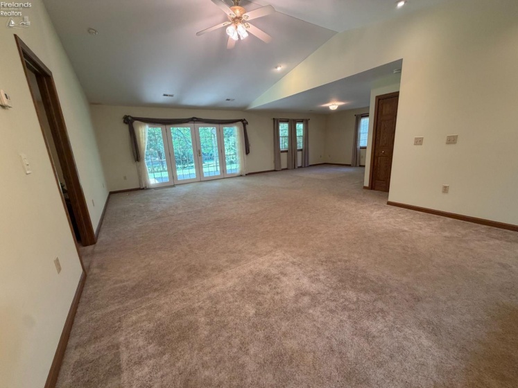 19 Ridgewood Drive, Norwalk, 44857, 2 Bedrooms Bedrooms, ,2 BathroomsBathrooms,Residential,For Sale,Ridgewood,20263311