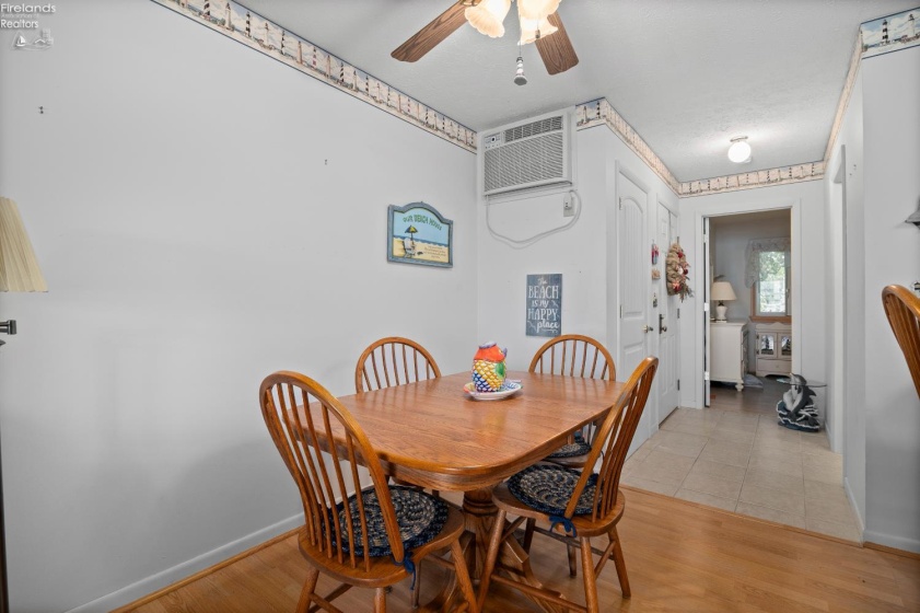 216 Lakeshore Drive, Port Clinton, 43452, 1 Bedroom Bedrooms, ,1 BathroomBathrooms,Residential,For Sale,Lakeshore,20263286