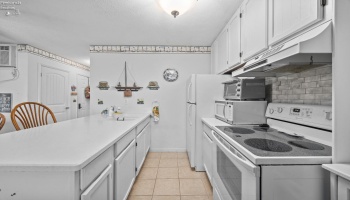 216 Lakeshore Drive, Port Clinton, 43452, 1 Bedroom Bedrooms, ,1 BathroomBathrooms,Residential,For Sale,Lakeshore,20263286