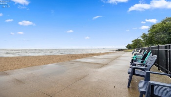 216 Lakeshore Drive, Port Clinton, 43452, 1 Bedroom Bedrooms, ,1 BathroomBathrooms,Residential,For Sale,Lakeshore,20263286
