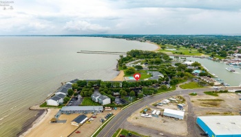 216 Lakeshore Drive, Port Clinton, 43452, 1 Bedroom Bedrooms, ,1 BathroomBathrooms,Residential,For Sale,Lakeshore,20263286