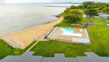216 Lakeshore Drive, Port Clinton, 43452, 1 Bedroom Bedrooms, ,1 BathroomBathrooms,Residential,For Sale,Lakeshore,20263286
