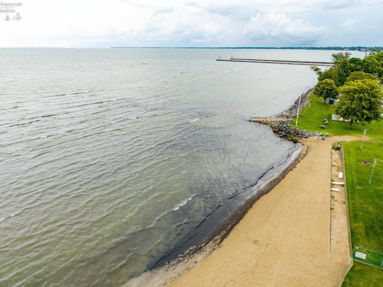 216 Lakeshore Drive, Port Clinton, 43452, 1 Bedroom Bedrooms, ,1 BathroomBathrooms,Residential,For Sale,Lakeshore,20263286