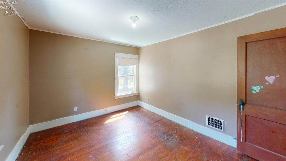 400 Collinwood Boulevard, Fremont, 43420, 3 Bedrooms Bedrooms, ,1 BathroomBathrooms,Residential,For Sale,Collinwood,20263304