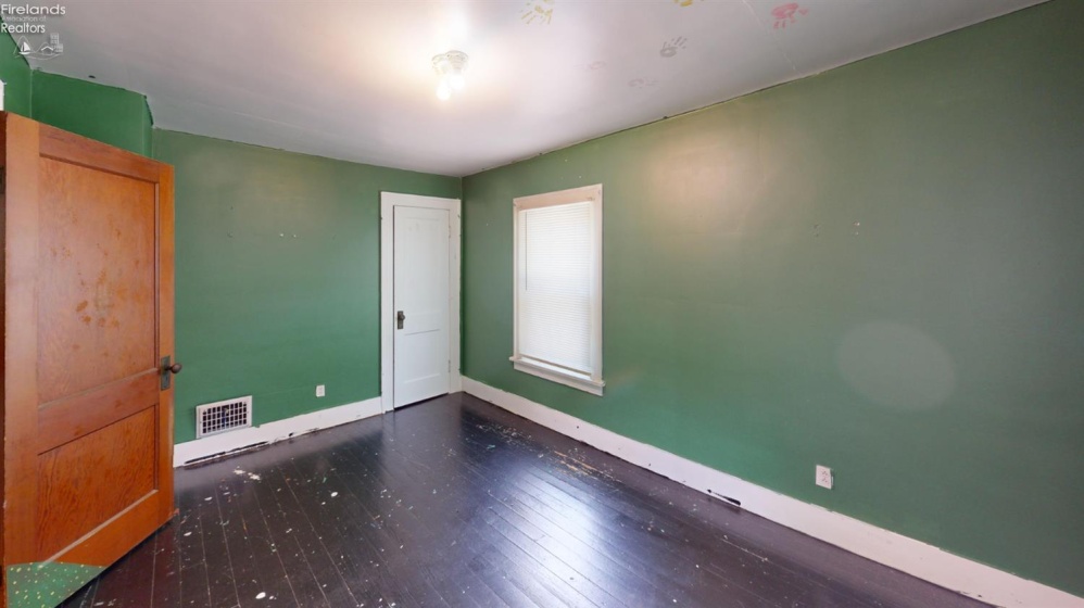 400 Collinwood Boulevard, Fremont, 43420, 3 Bedrooms Bedrooms, ,1 BathroomBathrooms,Residential,For Sale,Collinwood,20263304