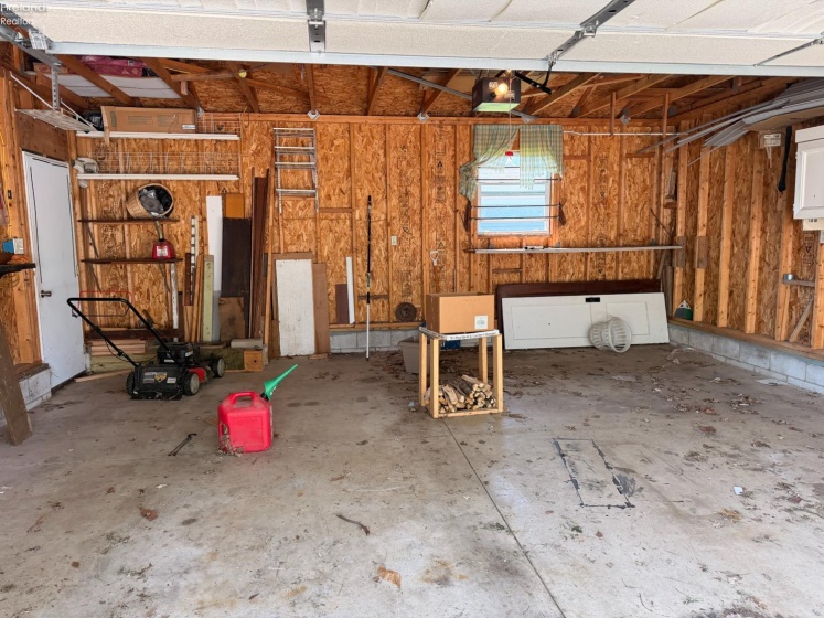 400 Collinwood Boulevard, Fremont, 43420, 3 Bedrooms Bedrooms, ,1 BathroomBathrooms,Residential,For Sale,Collinwood,20263304