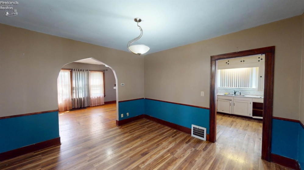 400 Collinwood Boulevard, Fremont, 43420, 3 Bedrooms Bedrooms, ,1 BathroomBathrooms,Residential,For Sale,Collinwood,20263304