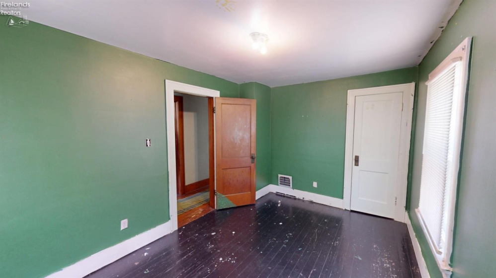 400 Collinwood Boulevard, Fremont, 43420, 3 Bedrooms Bedrooms, ,1 BathroomBathrooms,Residential,For Sale,Collinwood,20263304