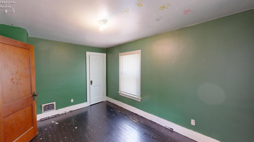 400 Collinwood Boulevard, Fremont, 43420, 3 Bedrooms Bedrooms, ,1 BathroomBathrooms,Residential,For Sale,Collinwood,20263304