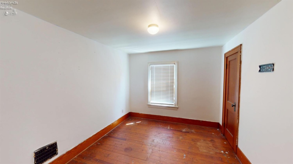 400 Collinwood Boulevard, Fremont, 43420, 3 Bedrooms Bedrooms, ,1 BathroomBathrooms,Residential,For Sale,Collinwood,20263304