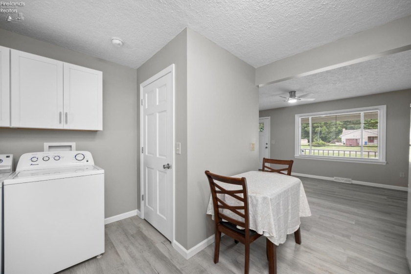 6485 Russia Rd., South Amherst, 44001, 3 Bedrooms Bedrooms, ,1 BathroomBathrooms,Residential,For Sale,Russia Rd.,20263274