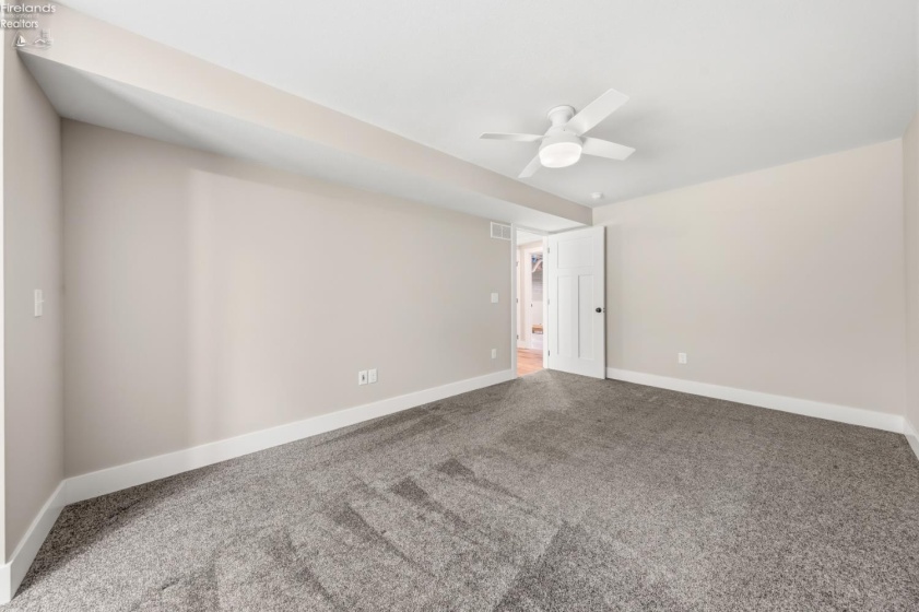 5131 Blue Teal Drive, Port Clinton, 43452, 4 Bedroom Bedrooms, ,3 BathroomBathrooms,Residential,For Sale,Blue Teal,20263294